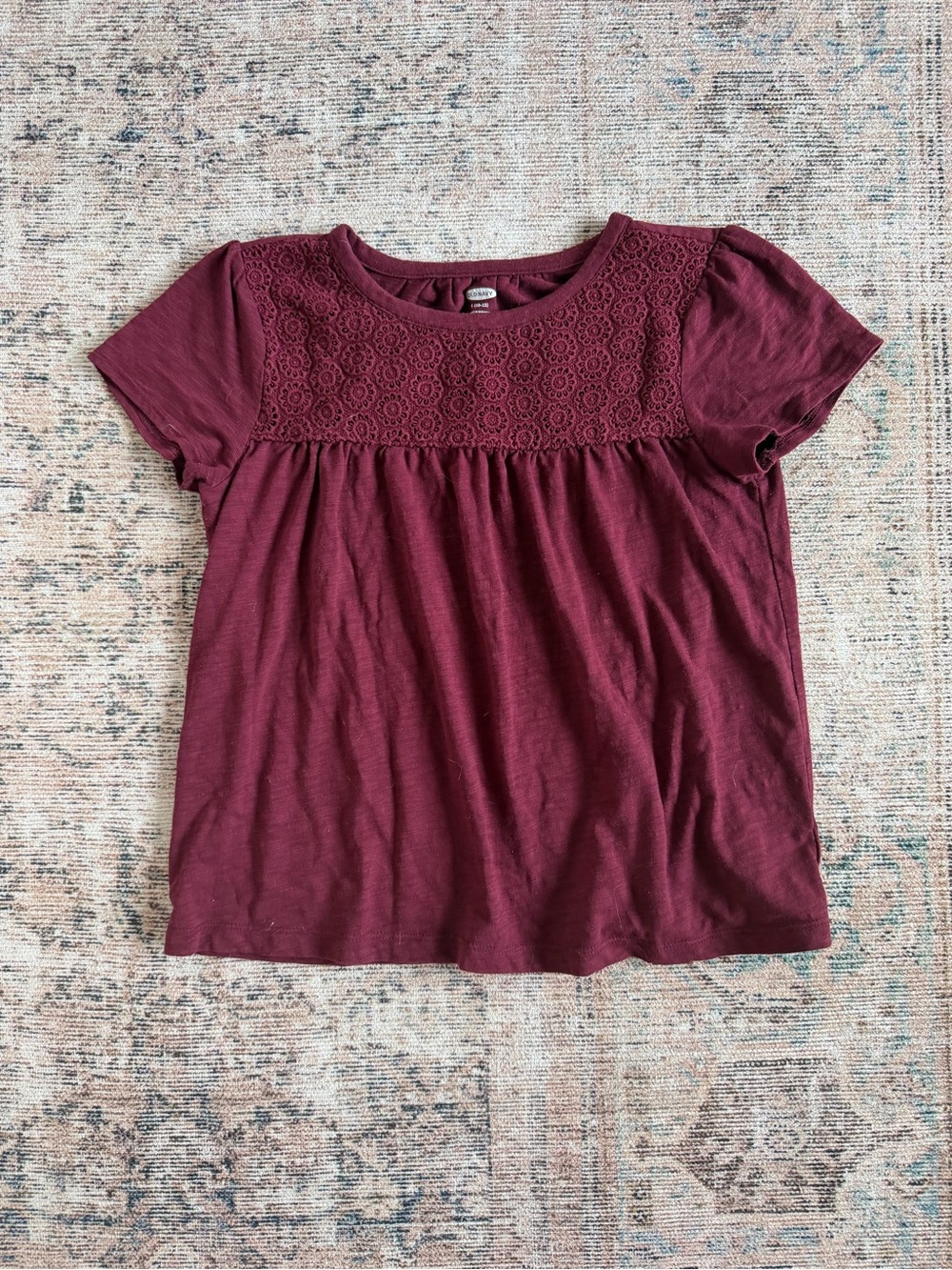 Old Navy Short Sleeve Lace Yoke Tee in Burgundy